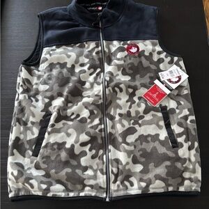 Canada Weather Gear Men's Colorblock Vest With Sherpa Lining NEW - Grey Camo / L